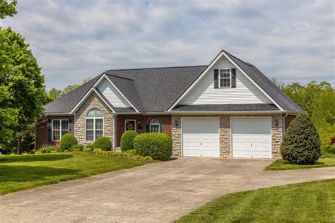 lancaster realty ky